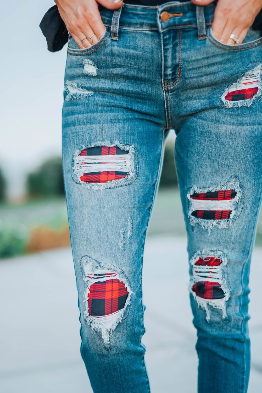 Fashion Red Plaid Patch Destroyed Skinny Jeans