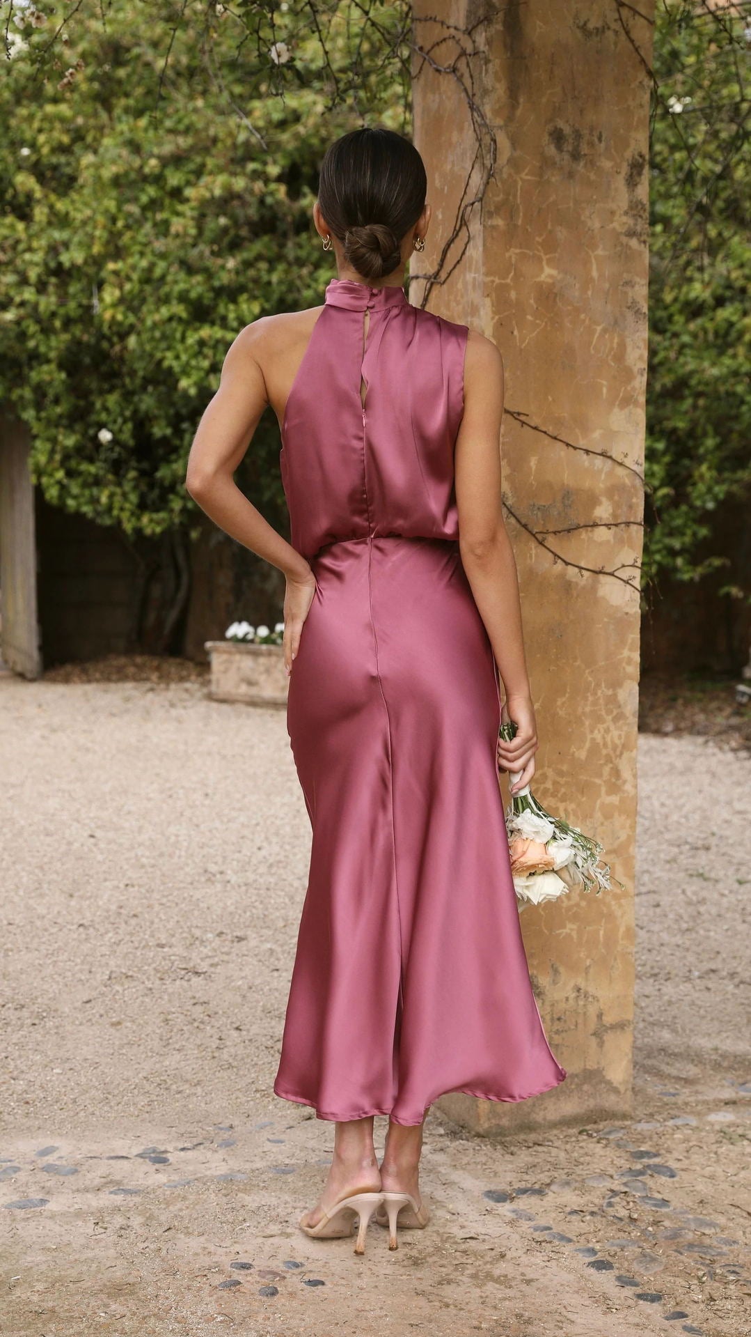 Sleeveless Satin Halterneck Solid Color Women's Dress