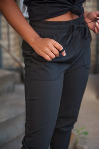 UPTOWN Lightweight Joggers Pants in Black
