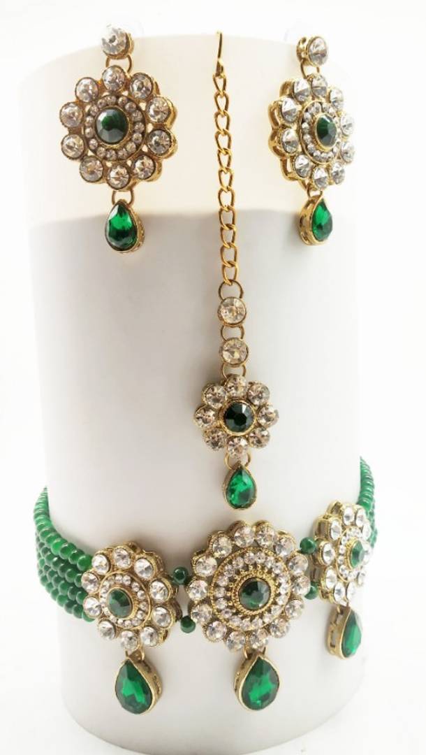 Trendy Alloy Necklace with Earring and Mangtika for Women